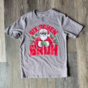 Wonder Nation Santa Graphic Tee - Gray and Red
